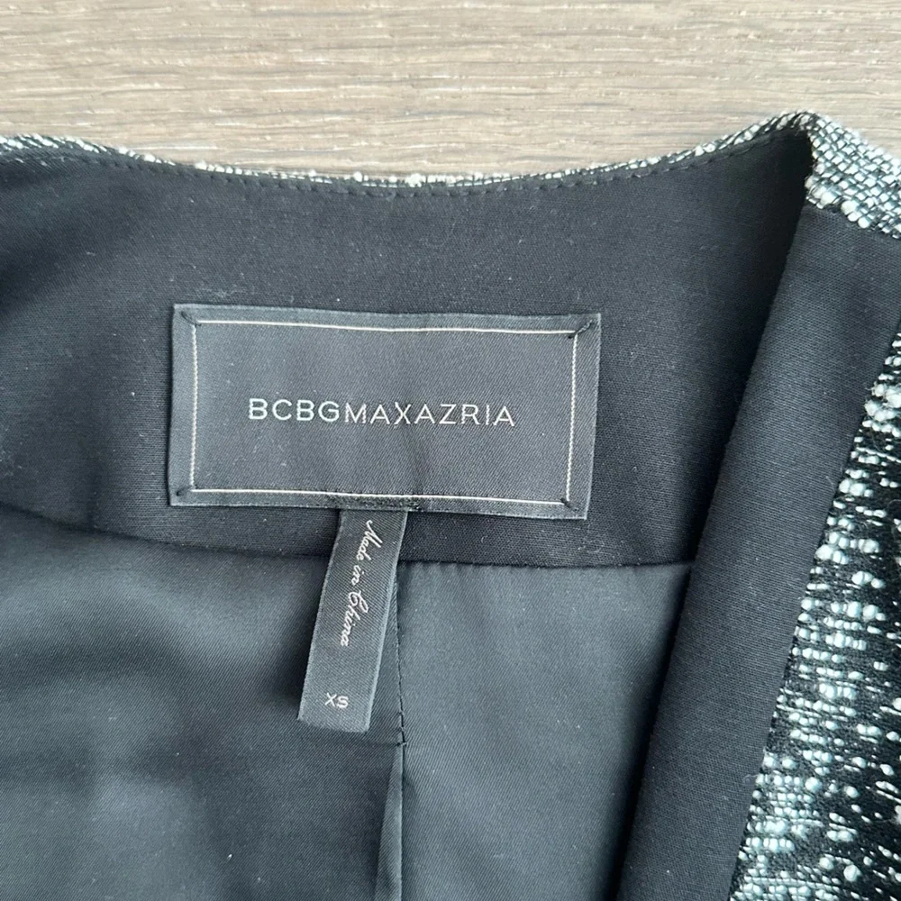 BCBG Black Tweed Color Block Blazer - Picture 6 of 8
